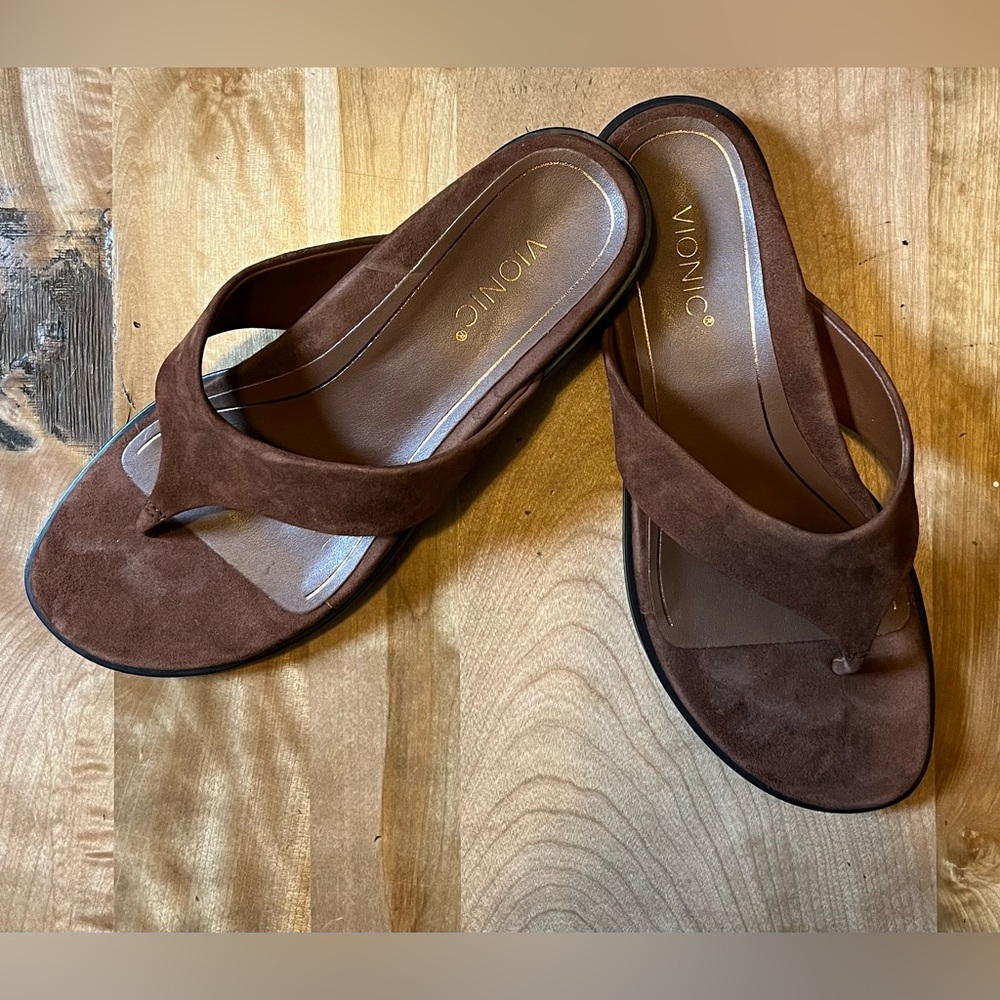 Vionic Woman’s Sandals